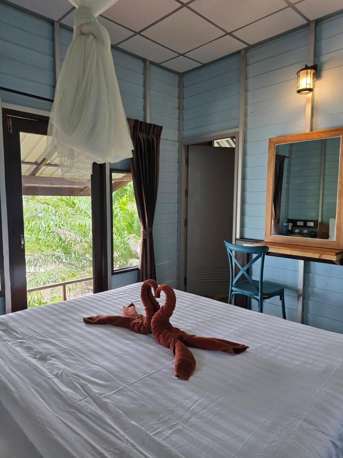 Phi Phi Private Beach Resort Exterior foto