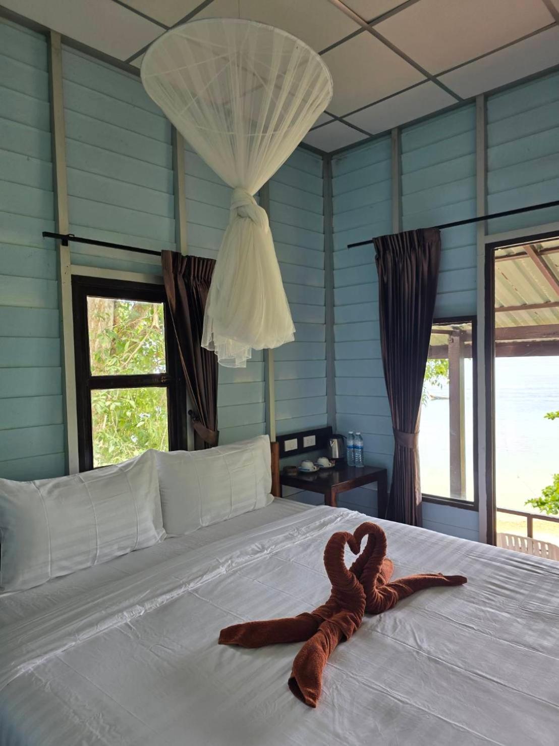 Phi Phi Private Beach Resort Exterior foto